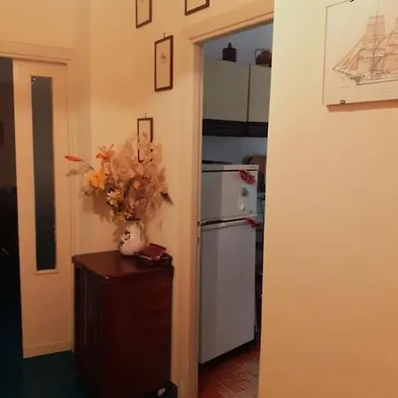 Lavinio 100 Mt Dalla Hotel Anzio